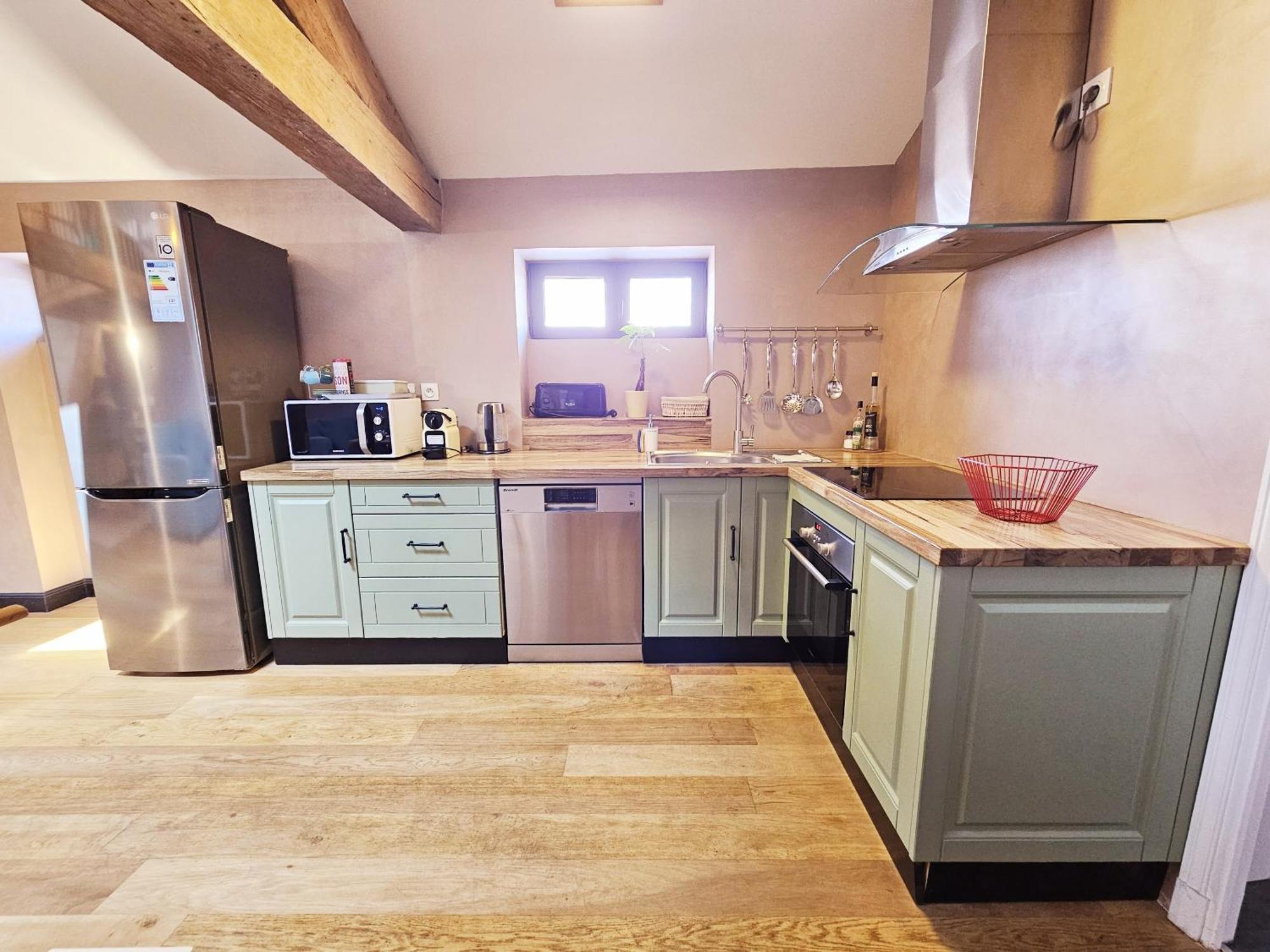 Meubles De L'Arsenal Coeur De Ville ! Angoulême Quarto foto